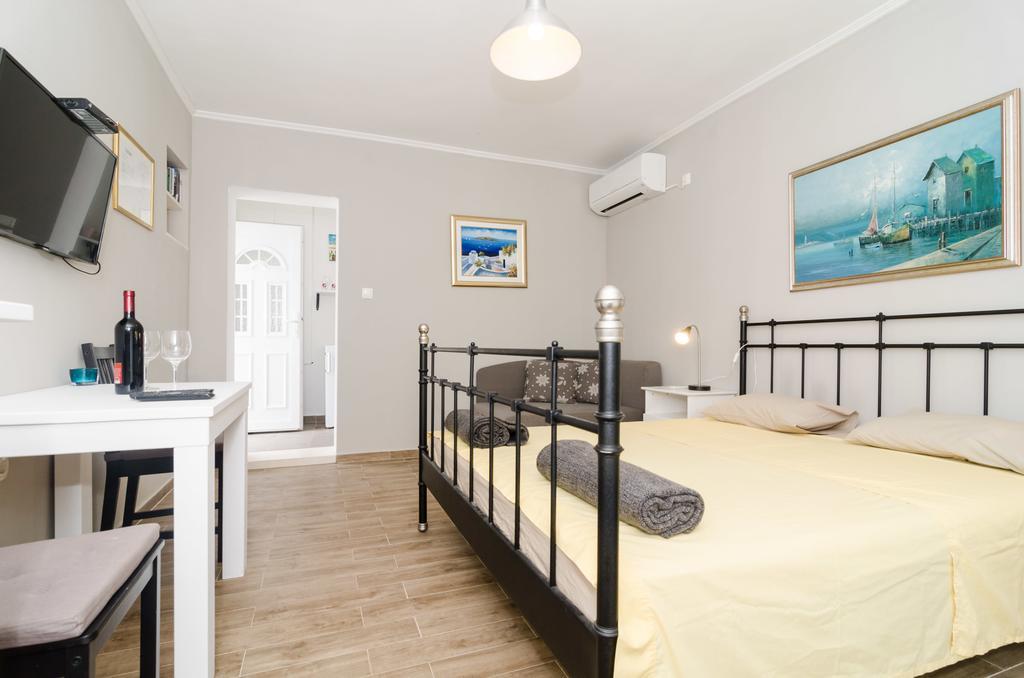 Apartments Porto Della Vita Okuklje Экстерьер фото