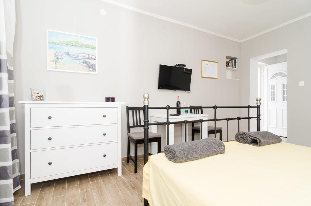 Apartments Porto Della Vita Okuklje Экстерьер фото